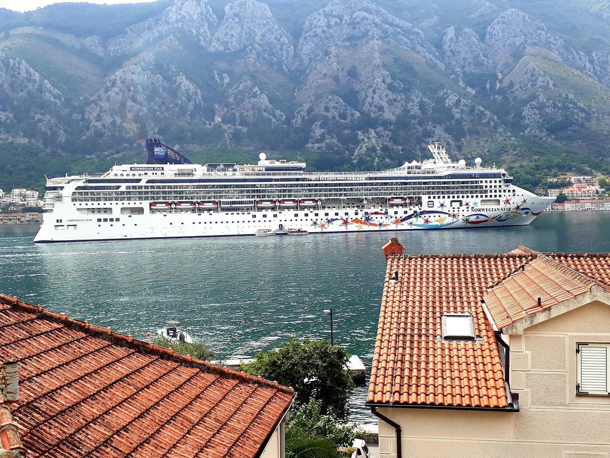 Apartments Krstos Place Kotor Exterior foto